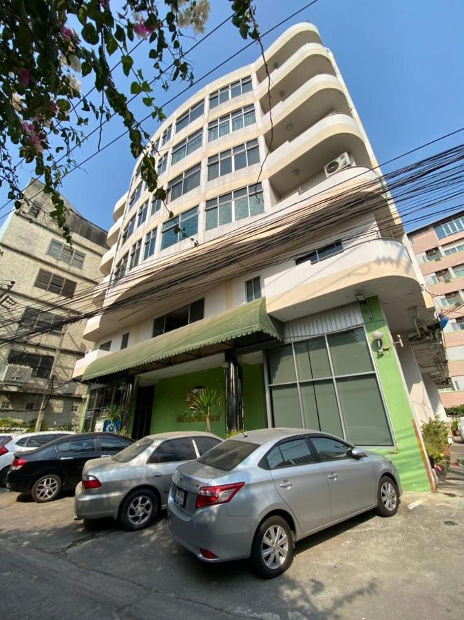 City Residence Bangkok Buitenkant foto